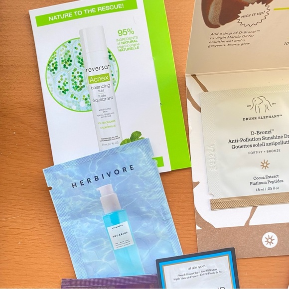 3/$40 Luxe skincare samples - Picture 5 of 5